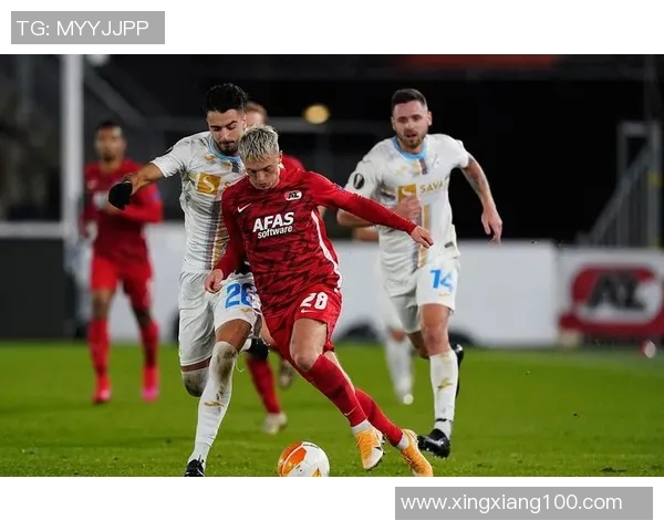 荷兰足球甲级联赛发展历程与球队竞争态势分析