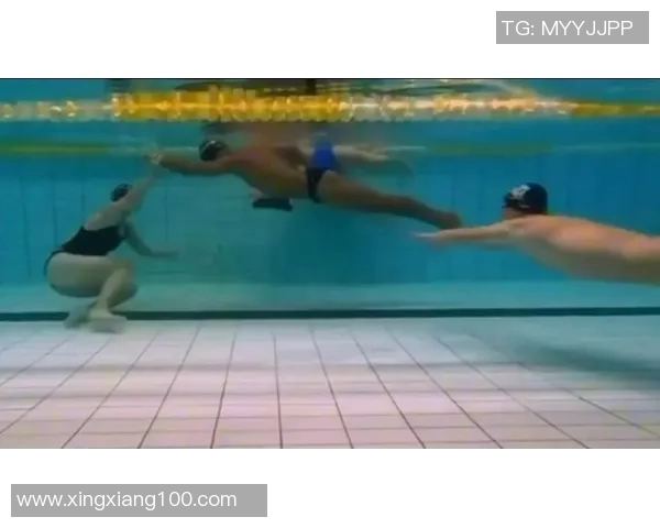 自由泳常见错误解析及纠正方法帮助提升游泳技巧